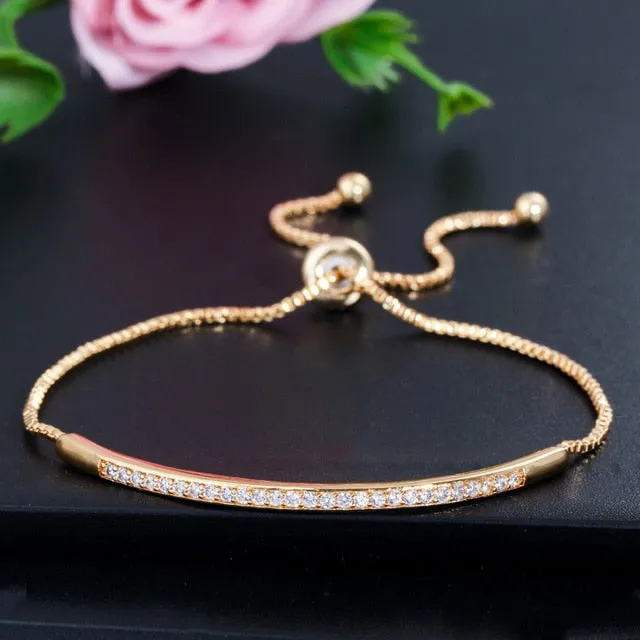 Adjustable Bracelet Bangle for Women with Captivate Zircons  in Rose Gold Color