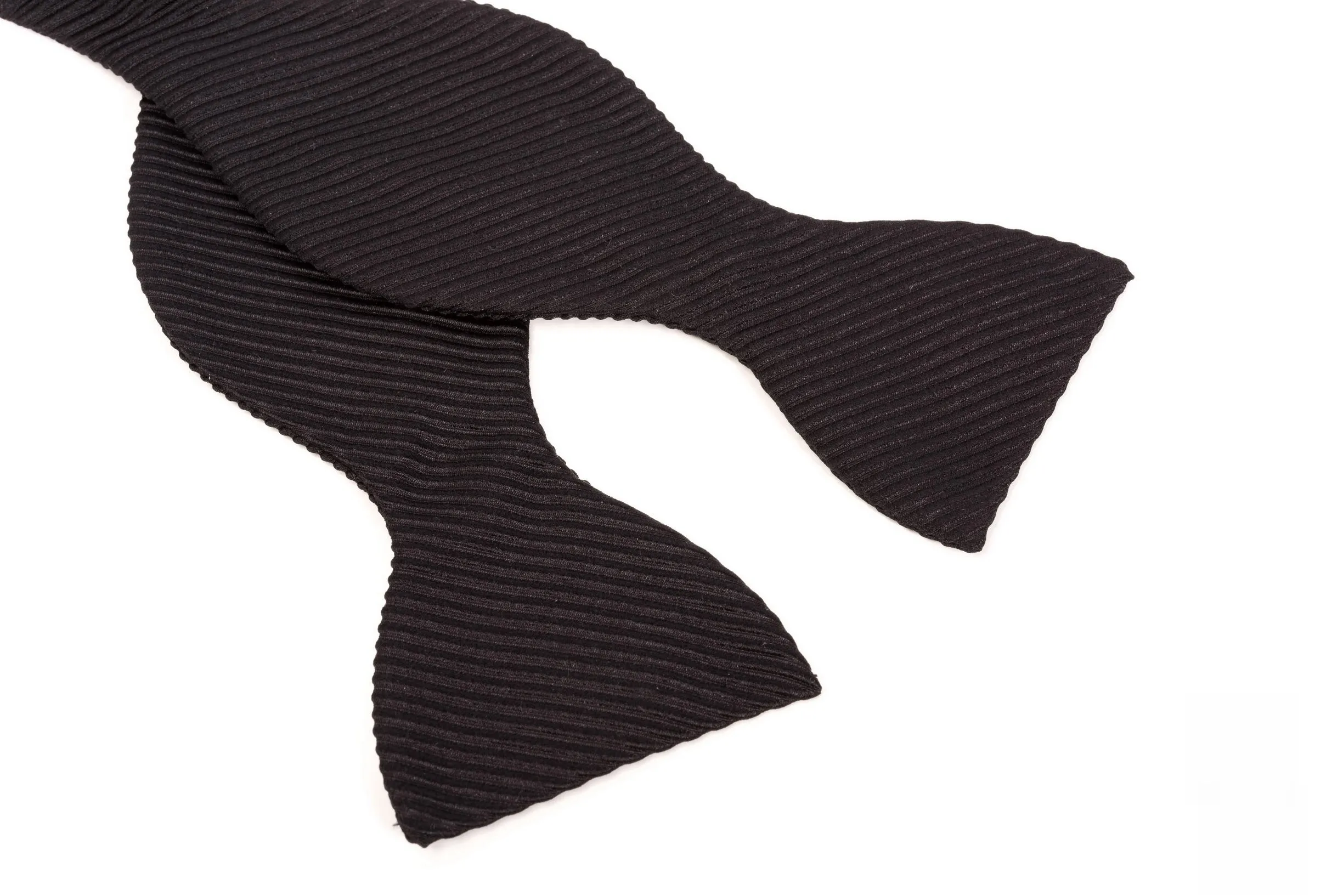 Black Butterfly Wide Rib Grosgrain Bow Tie