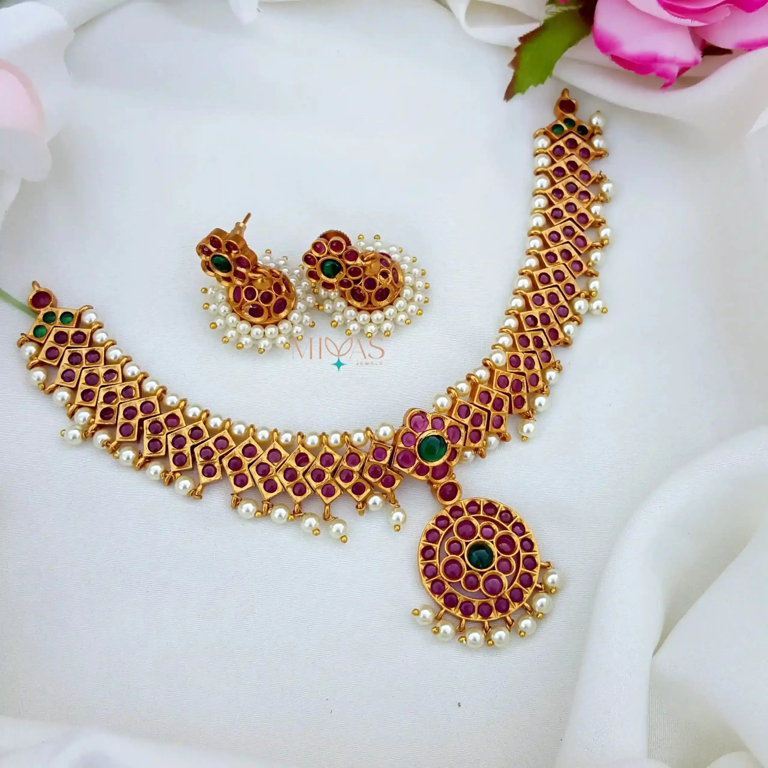 Classic South Indian Kemp Stones Necklace