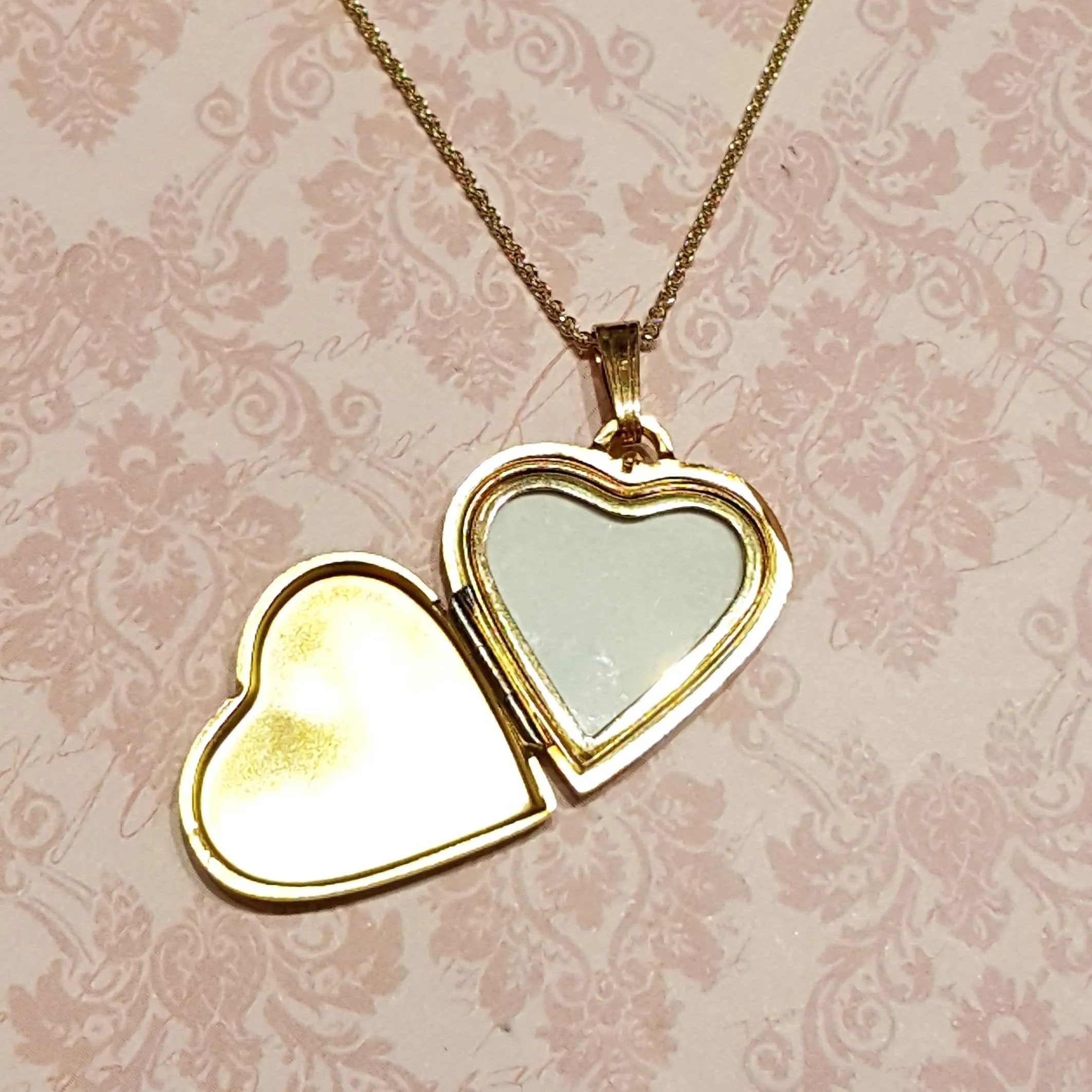 Criss Cross Golden Love Heart Locket