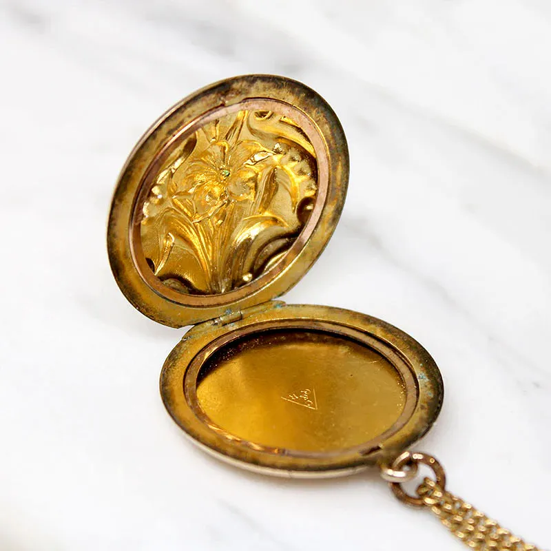 Exuberant CQ&R Art Nouveau Lily Locket