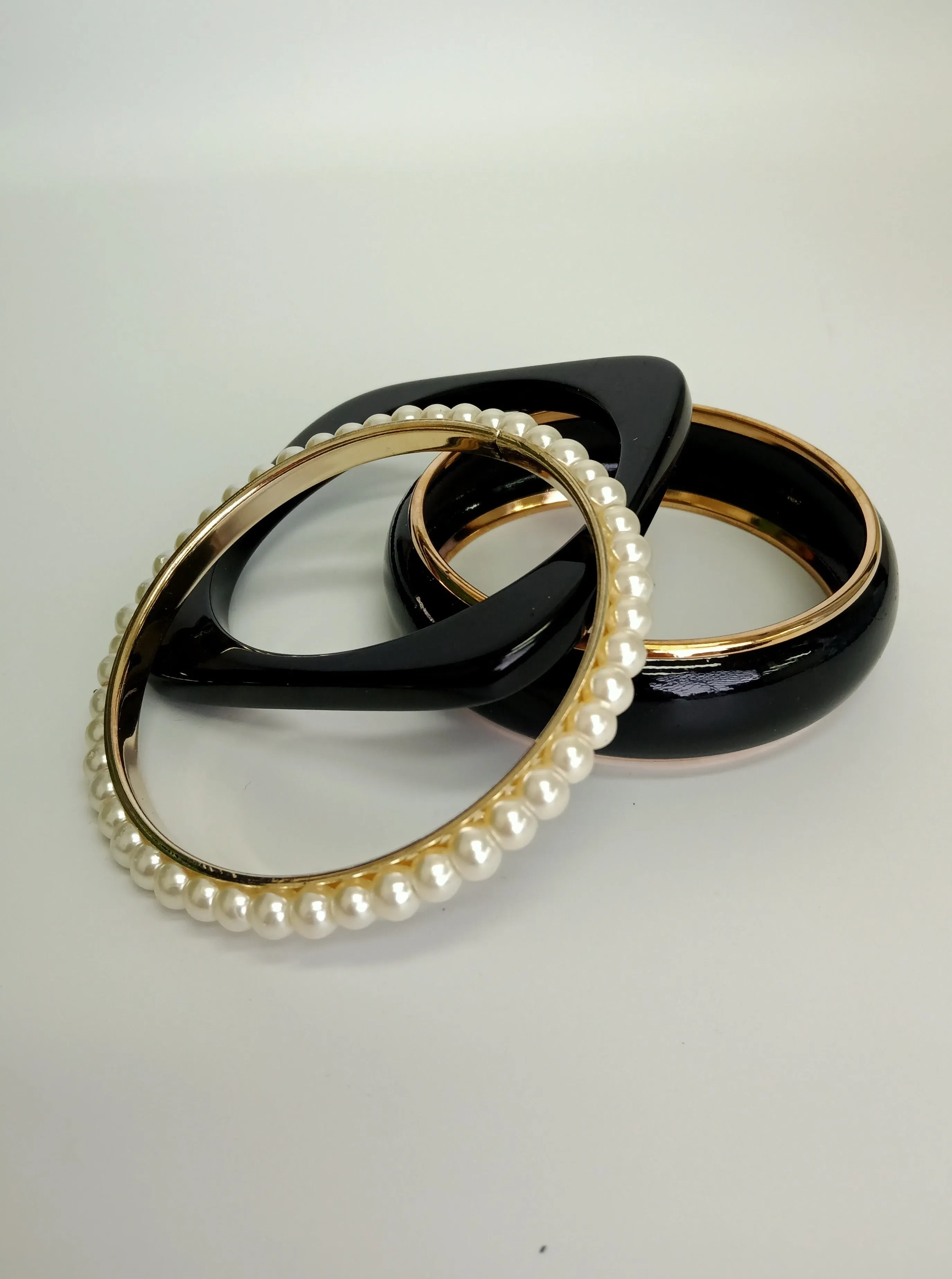 Onyx Majesty Bangle Set