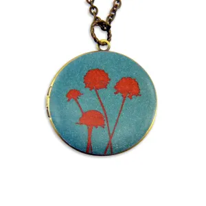 Red Flowers Vintage Theme Photo Locket