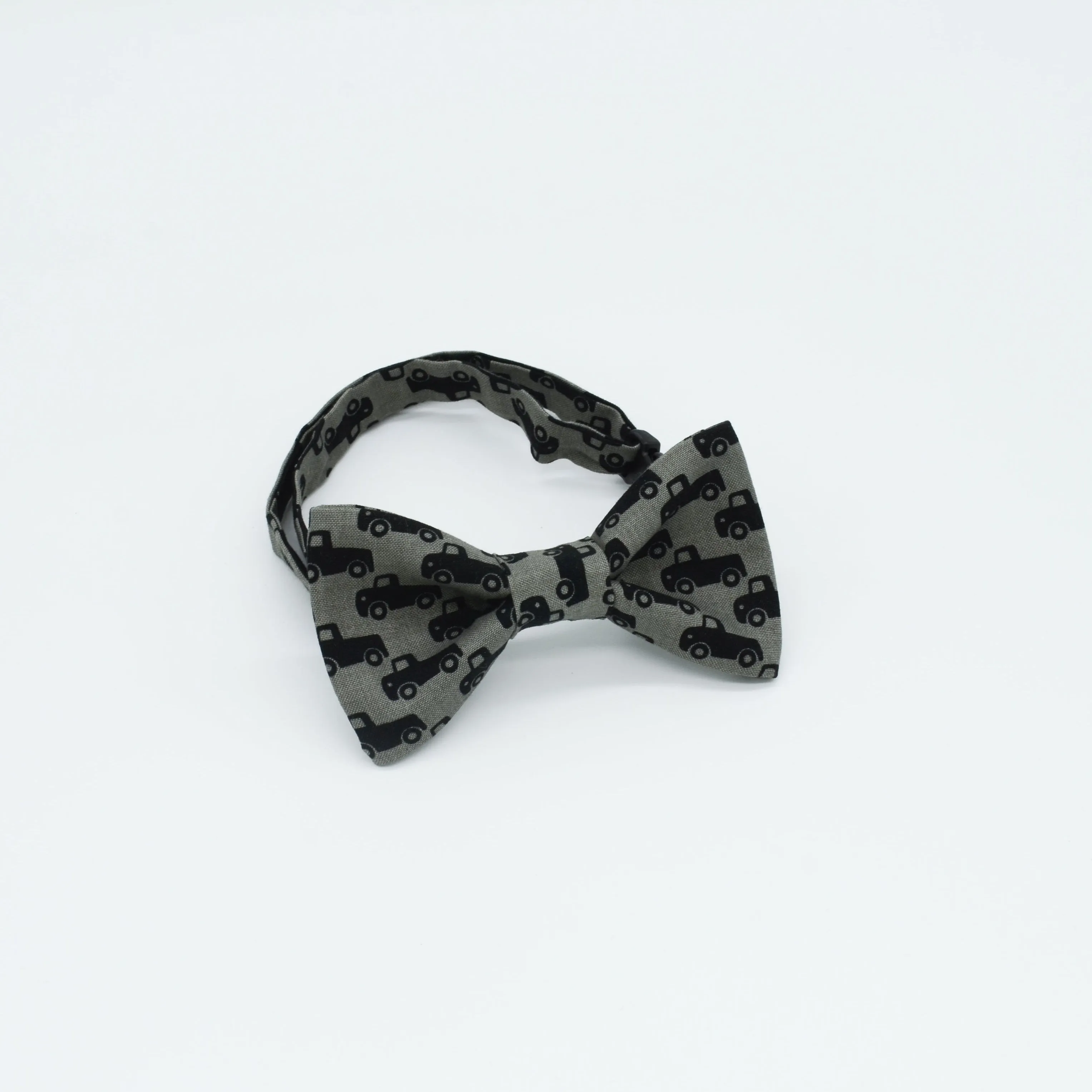 Retro Trucks Bow Tie