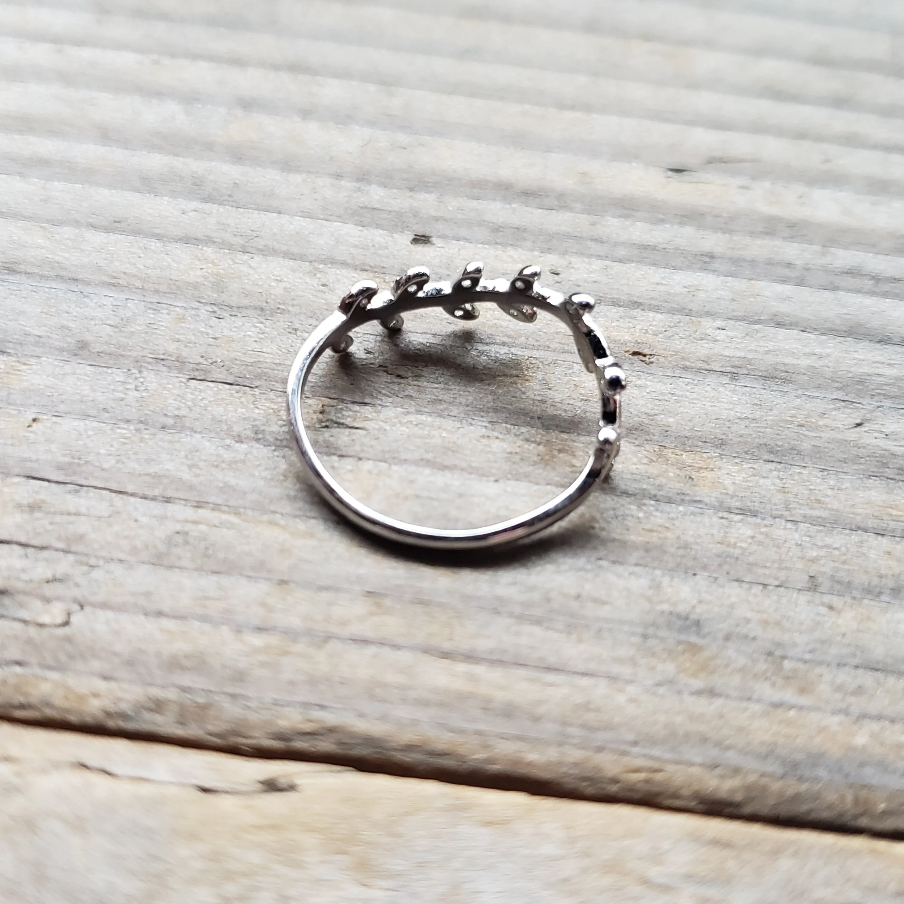 Sterling Silver Curved Vine Ring