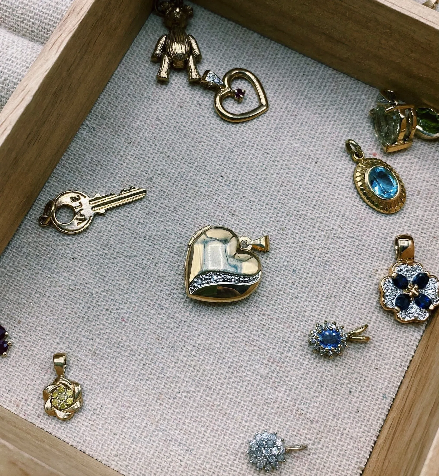 Vintage Diamond Lover Locket